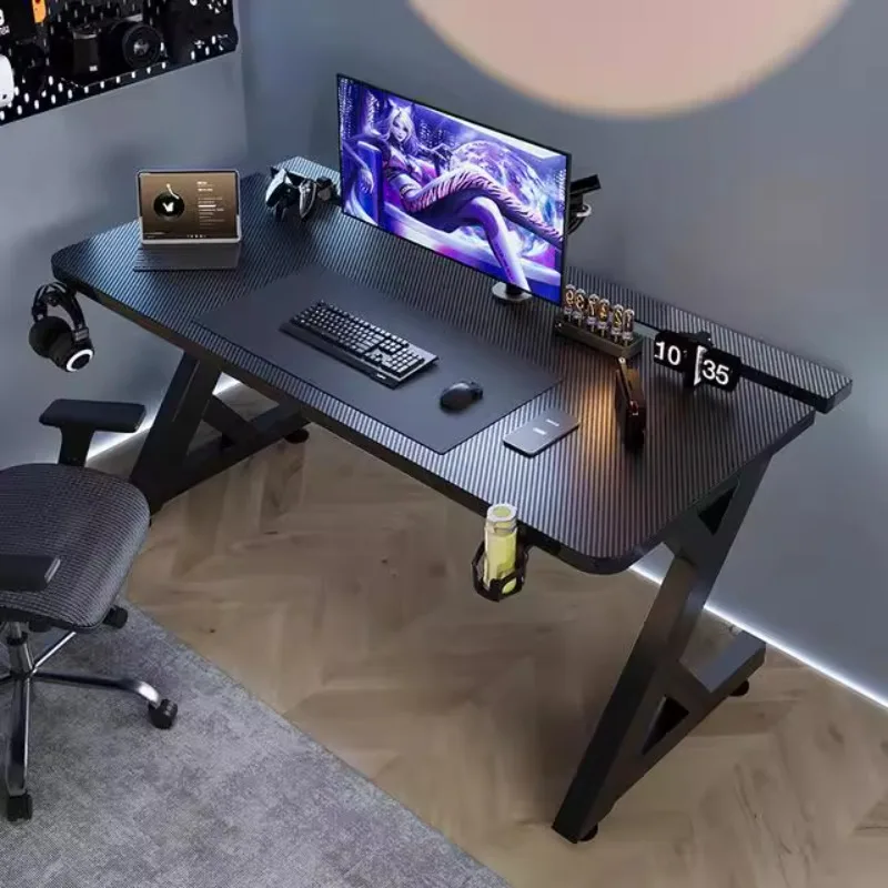 Q Minimalist Black Computer De - Desk Setup Art ulasan dan harga